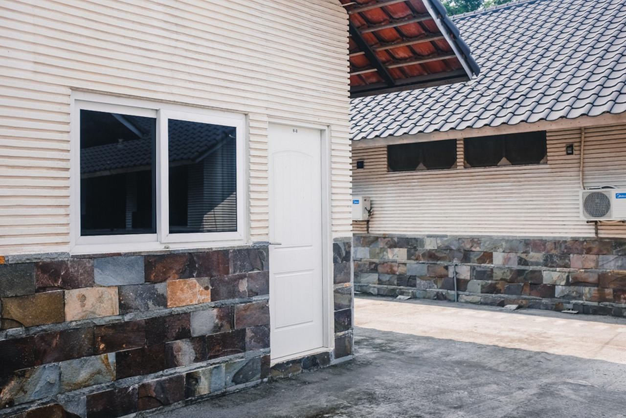 Reddoorz Near Sirkuit Sentul Hotell Bogor Exteriör bild